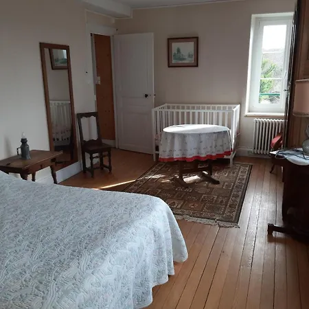 Le Chateau * Saucourt-sur-Rognon