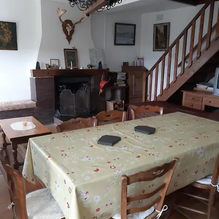 Le Chateau * Saucourt-sur-Rognon