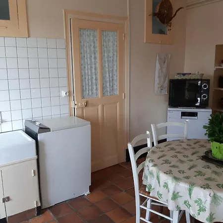 Le Chateau Сasa de vacaciones Saucourt-sur-Rognon