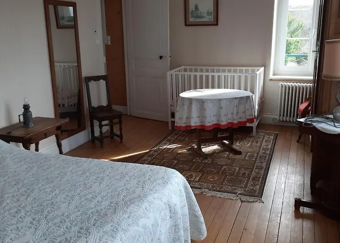 Le Chateau * Saucourt-sur-Rognon