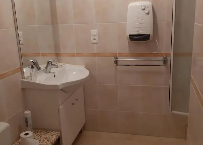 Le Chateau * Saucourt-sur-Rognon