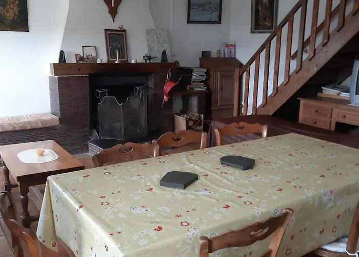 Le Chateau * Saucourt-sur-Rognon